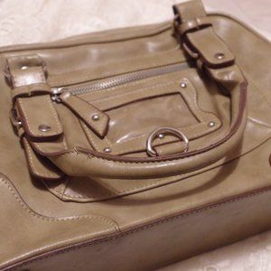 New Ladies Tan Chinese Laundry Purse